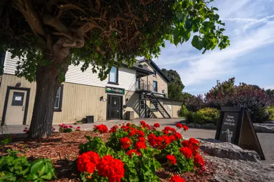 Entrance to the Doon Valley golf course clubhouse