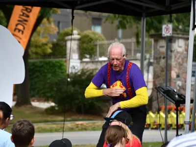 Performer at KidsPark