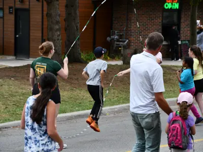 Kids skipping at KidsPark