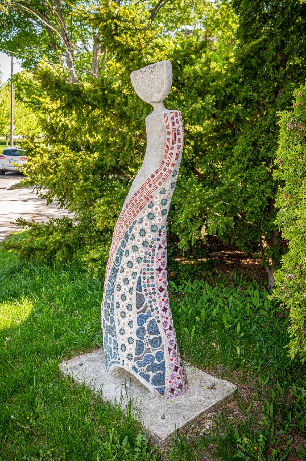 Located at Reception House, photograph by John Spaulding